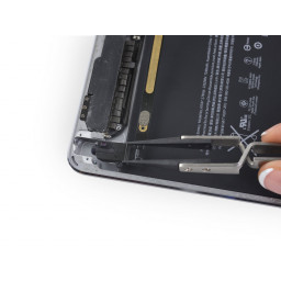 Замена аудиоразъема Wi-Fi на iPad Air 2